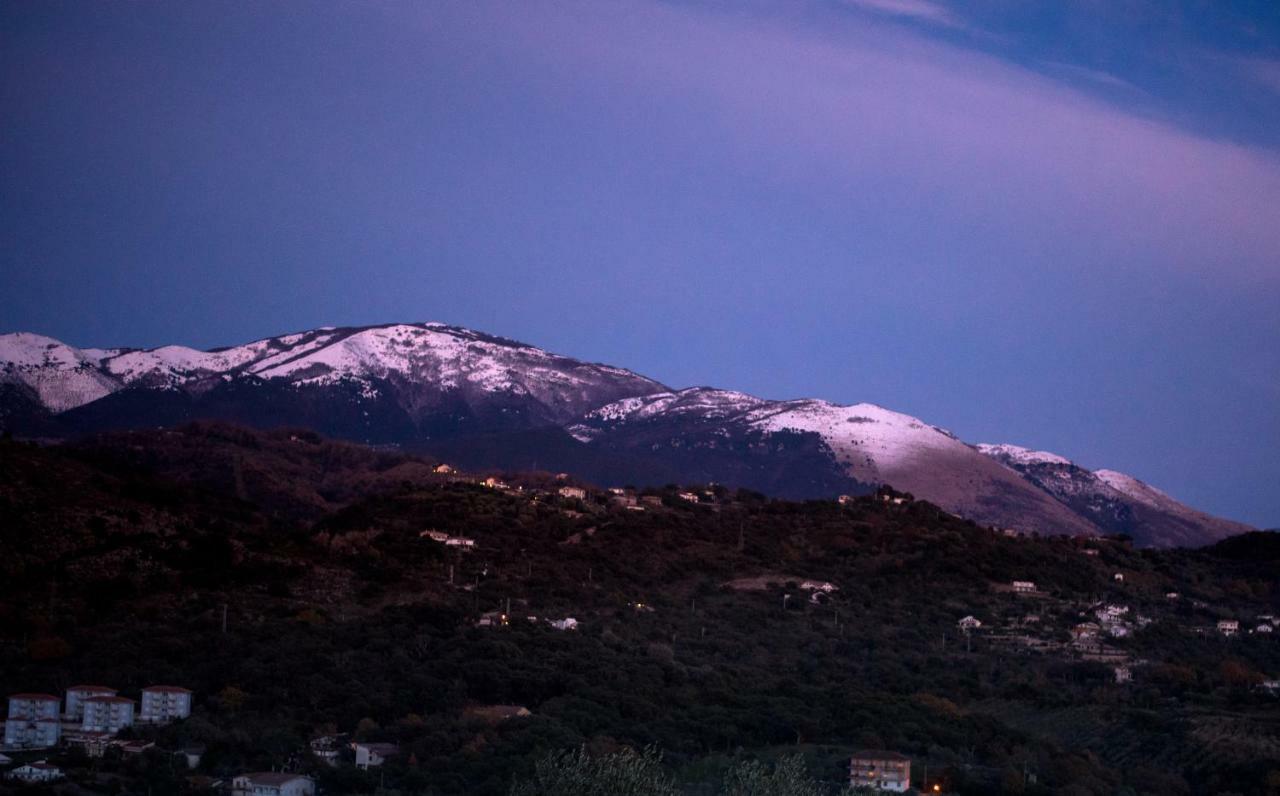 Bed and Breakfast Le Voyageur Cilento Vibonati Exterior foto